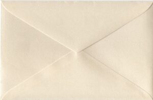 Svetleča kuverta Majestic - Cand Light Cream 120 x 180mm 10/1